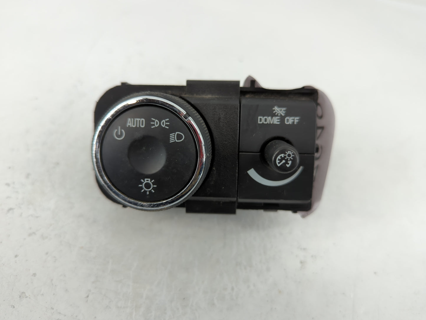 2010 Chevrolet Traverse Headlight Head Light Switch Lamp Control - Oemusedautoparts1.com