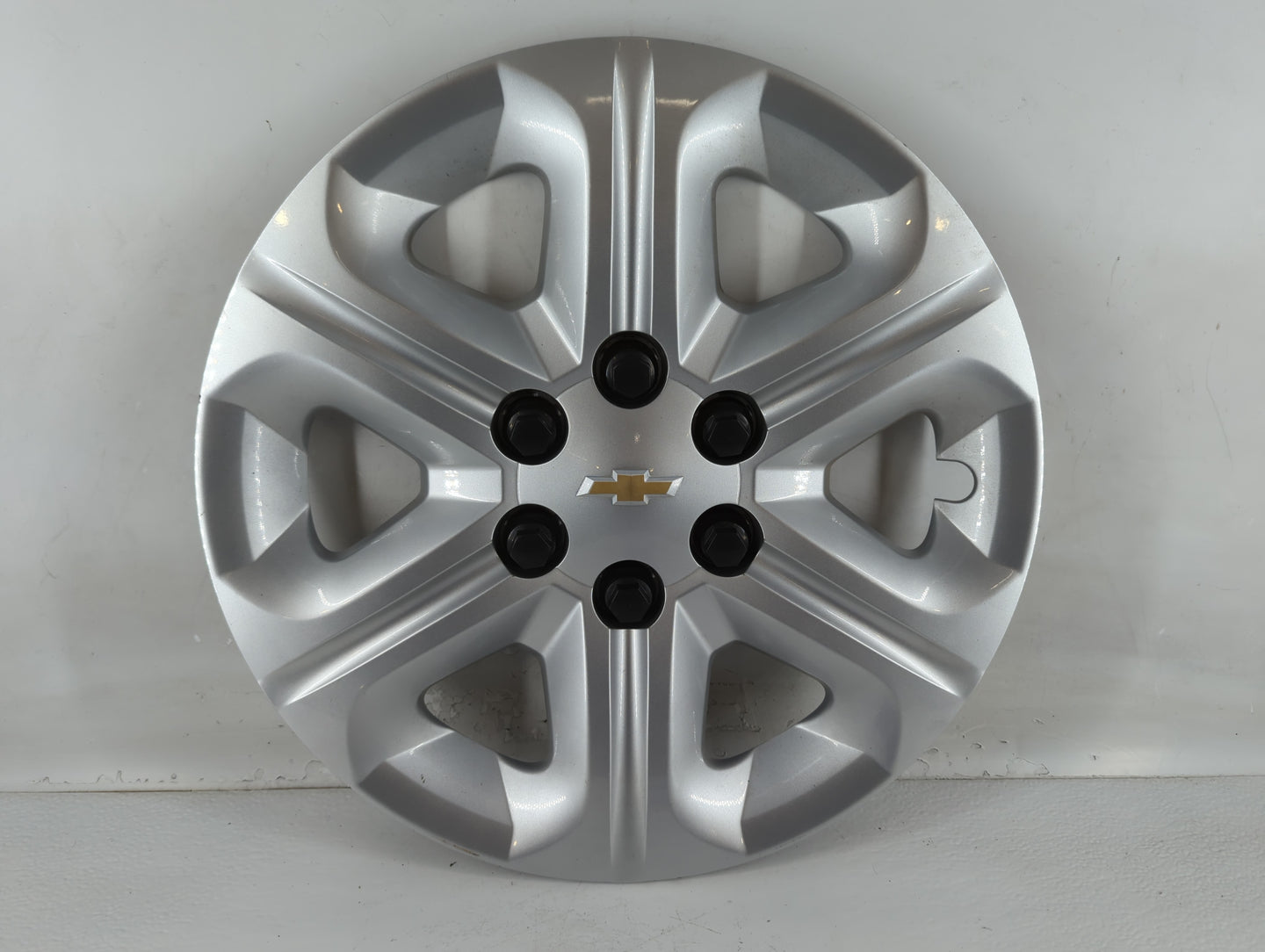 2017-2017 Chevrolet Traverse Driver Front Wheel Hub Oem - Oemusedautoparts1.com