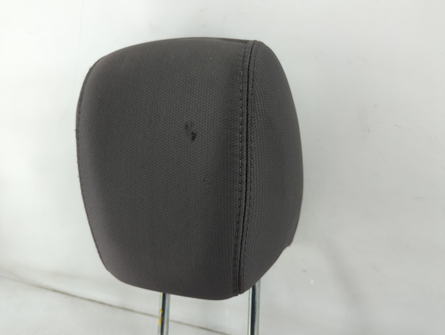 2010 Chevrolet Traverse Headrest Head Rest Rear Seat Fits OEM Used Auto Parts - Oemusedautoparts1.com