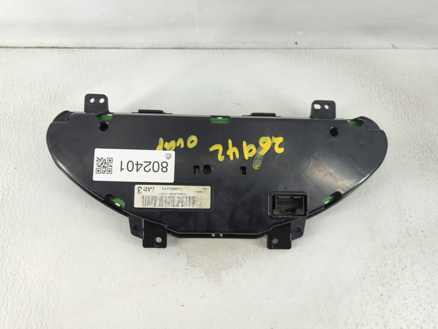 2010 Chevrolet Traverse Instrument Cluster Speedometer Gauges P/N:865615 Fits OEM Used Auto Parts - Oemusedautoparts1.com
