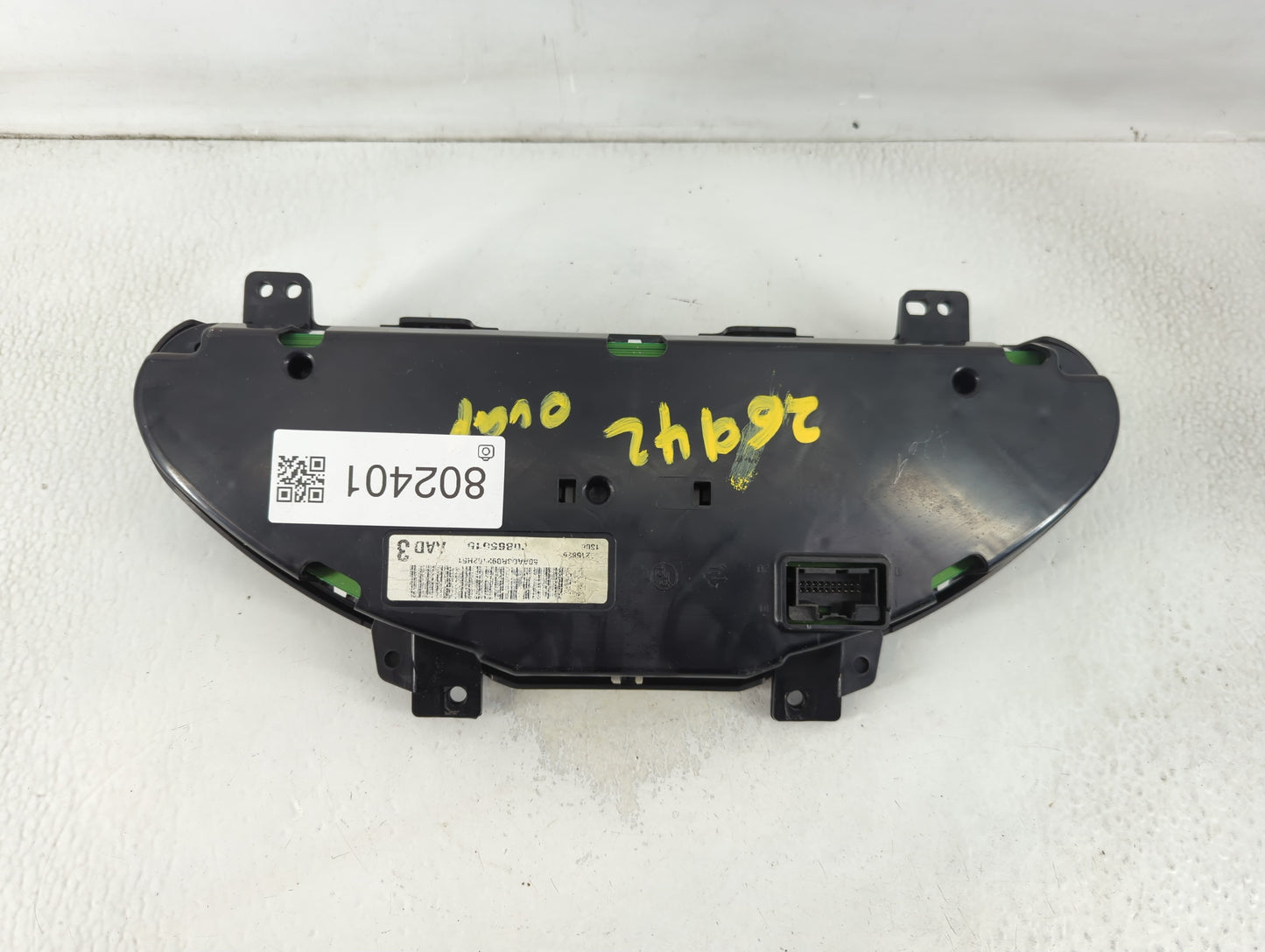 2010 Chevrolet Traverse Instrument Cluster Speedometer Gauges P/N:865615 Fits OEM Used Auto Parts - Oemusedautoparts1.com
