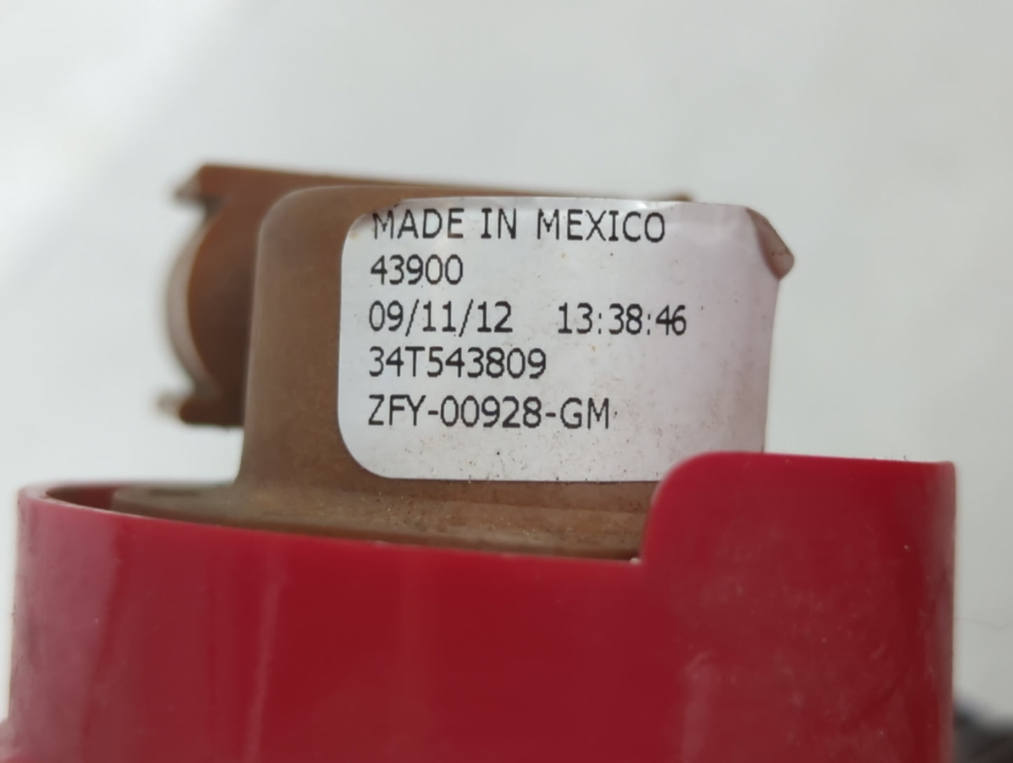2010 Chevrolet Traverse Tail Light Assembly Passenger Right OEM P/N:34T543809 ZFY-00928-GM Fits OEM Used Auto Parts - Oemuse