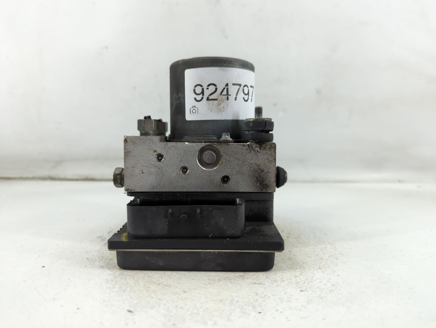 2010 Chevrolet Traverse ABS Pump Control Module Replacement P/N:0 265 230 109 01 10508/1/2214, 25840314 Fits OEM Used Auto P