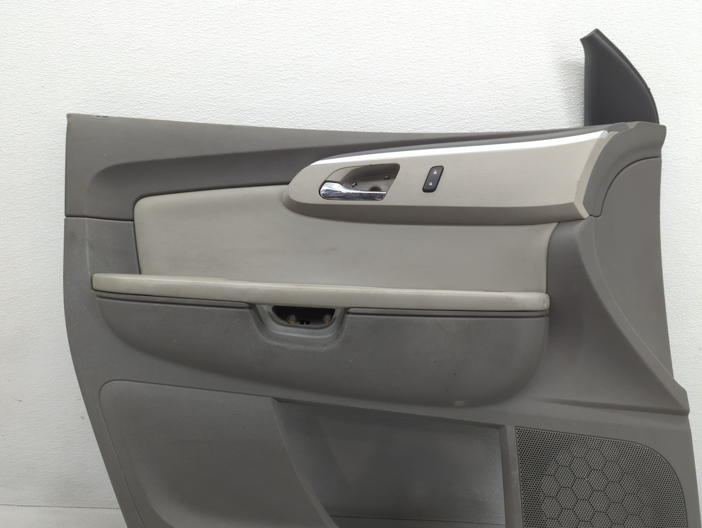 2010 Chevrolet Travrs Rear Left Driver Interior Door Panel Trim Dark Grey - Oemusedautoparts1.com