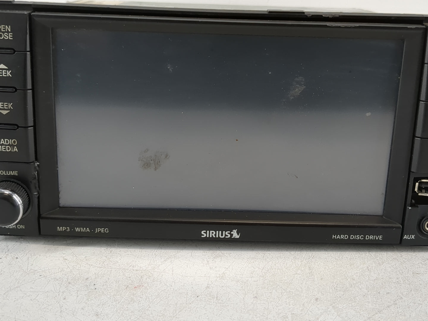 2008-2010 Chrysler 300 Radio AM FM Cd Player Receiver Replacement P/N:P05064401 Fits Fits 2008 2009 2010 OEM Used Auto Parts