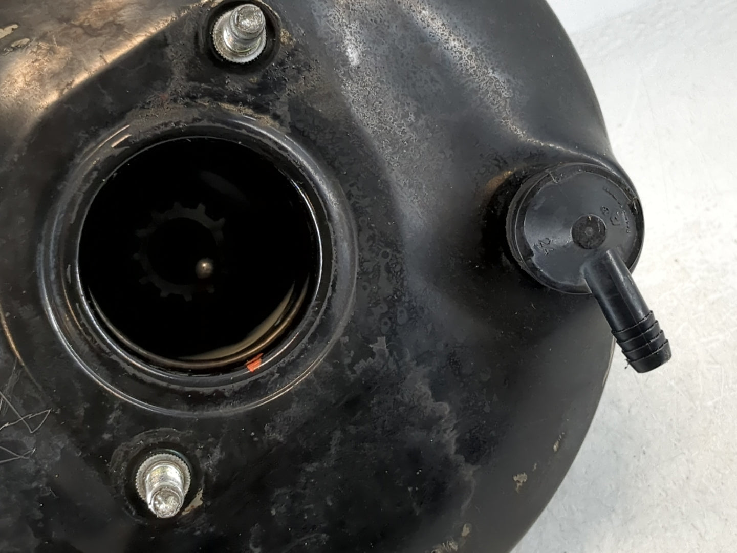 2009-2010 Chrysler 300 Power Brake Booster Oem 1129505 - Oemusedautoparts1.com