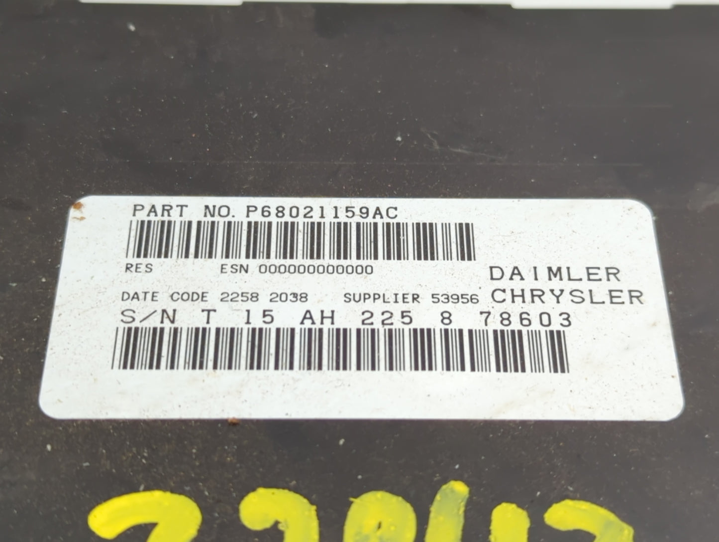 2008-2010 Chrysler 300 Radio AM FM Cd Player Receiver Replacement P/N:P68021159AC Fits Fits 2008 2009 2010 OEM Used Auto Par