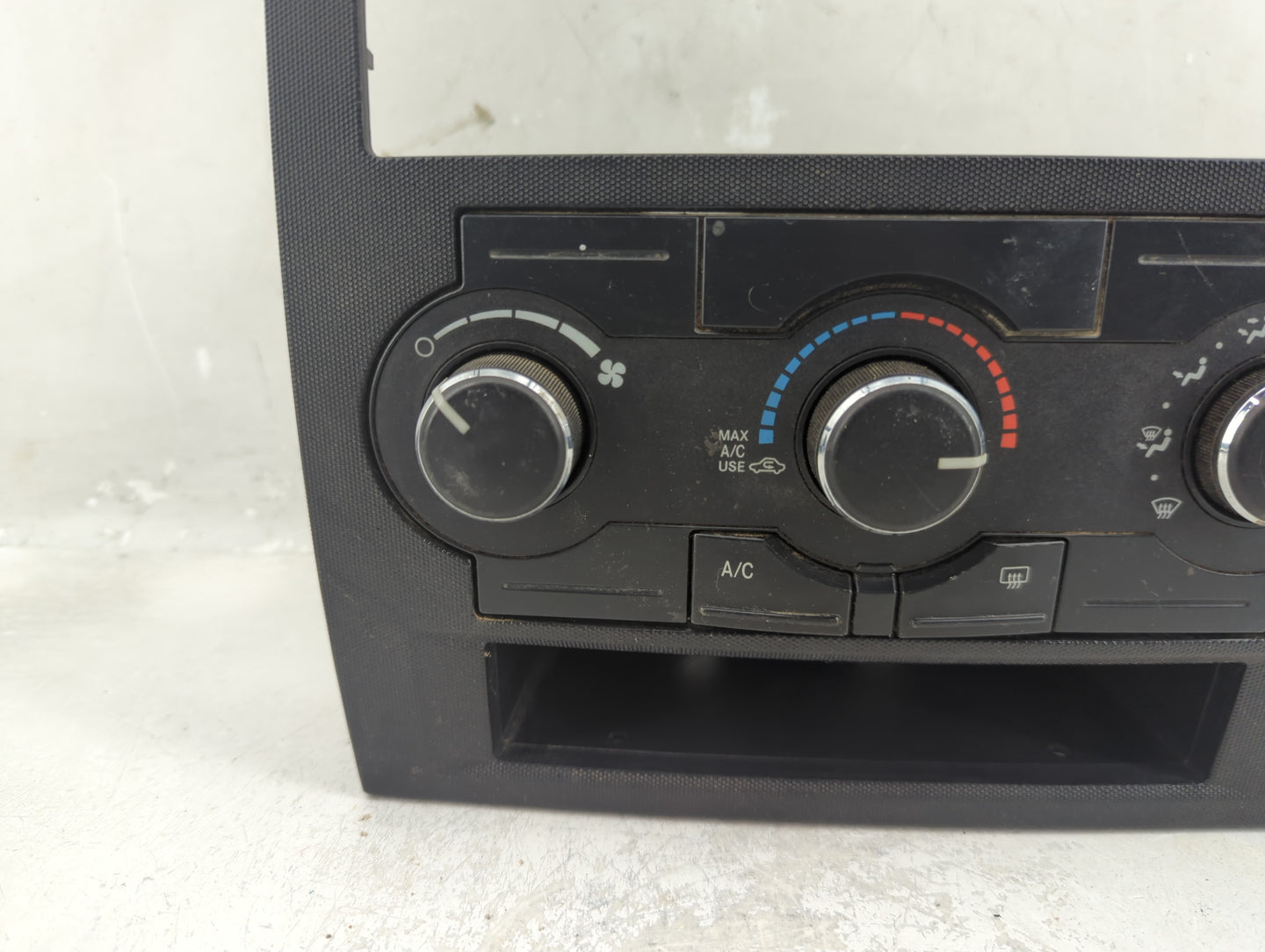 2008-2010 Chrysler 300 Climate Control Module Temperature AC/Heater Replacement P/N:P55111871AD Fits Fits 2008 2009 2010 OEM
