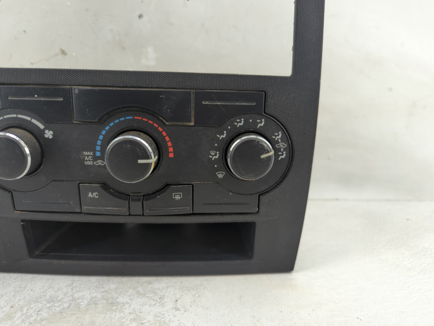 2008-2010 Chrysler 300 Climate Control Module Temperature AC/Heater Replacement P/N:P55111871AD Fits Fits 2008 2009 2010 OEM