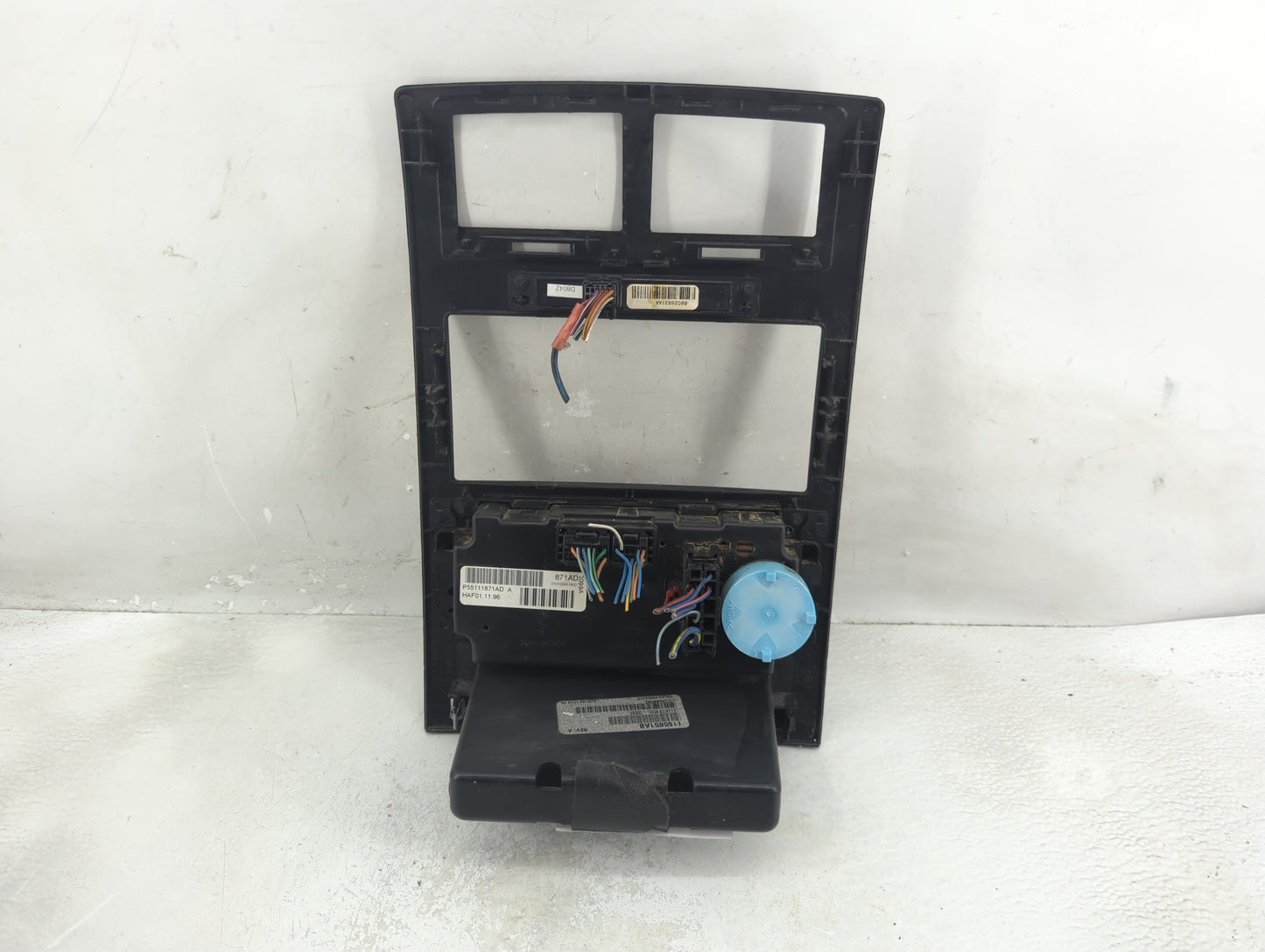 2008-2010 Chrysler 300 Climate Control Module Temperature AC/Heater Replacement P/N:P55111871AD Fits Fits 2008 2009 2010 OEM