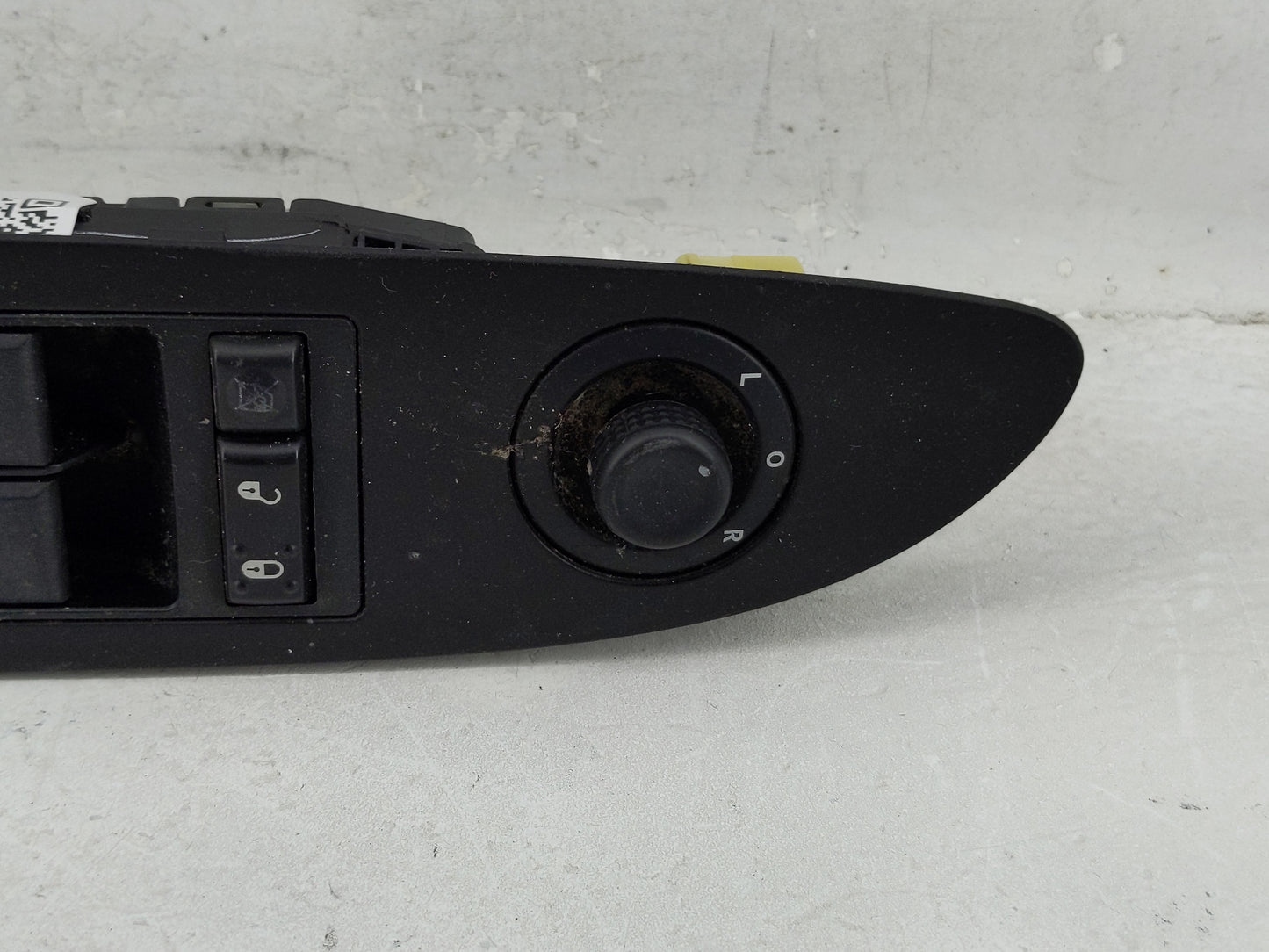 2005-2010 Chrysler 300 Master Power Window Switch Replacement Driver Side Left P/N:04602780AA Fits OEM Used Auto Parts - Oem