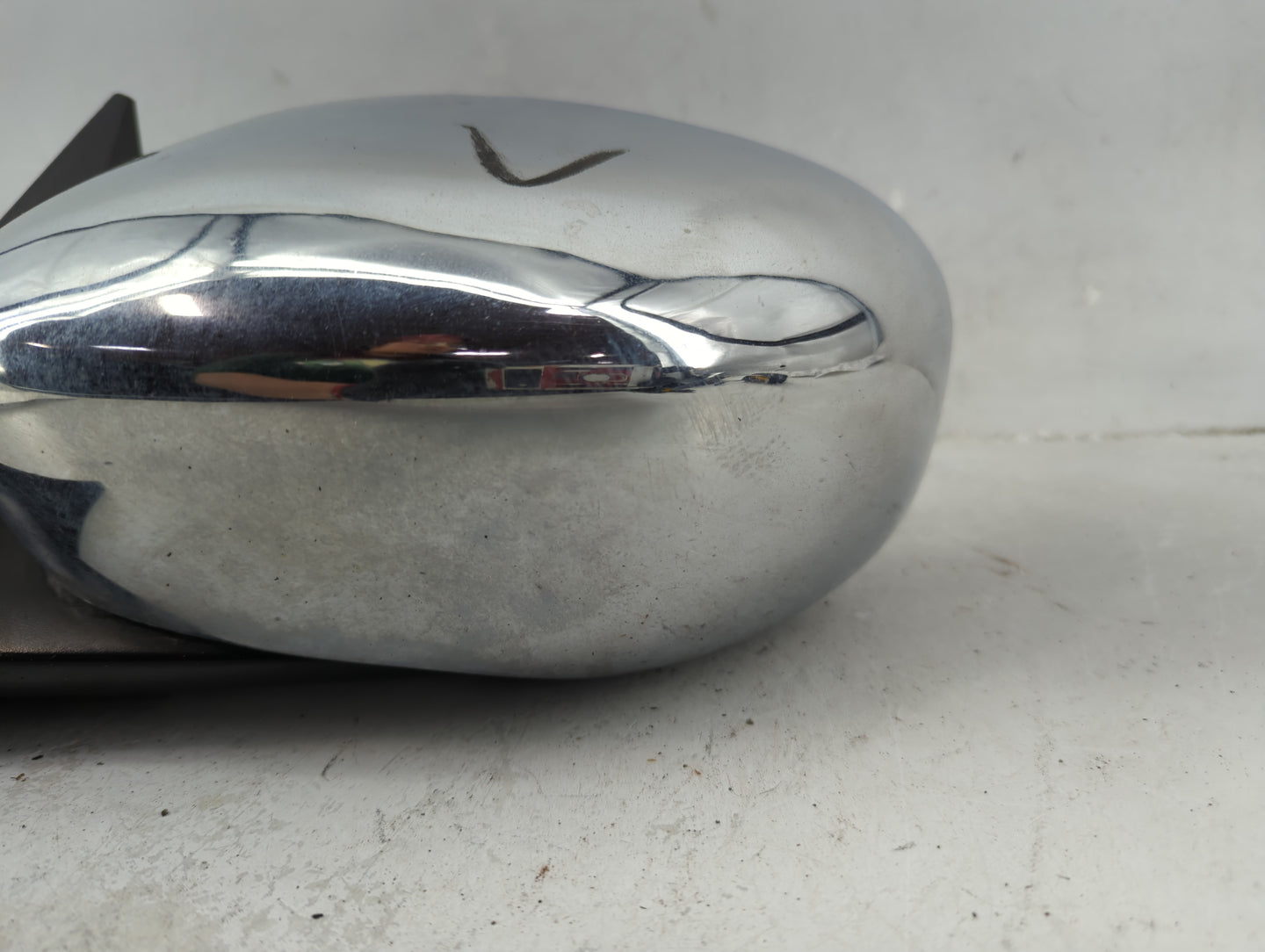 2007-2010 Chrysler 300 Driver Side View Mirror - Left Door Mirror OEM Used - Oemusedautoparts1.com