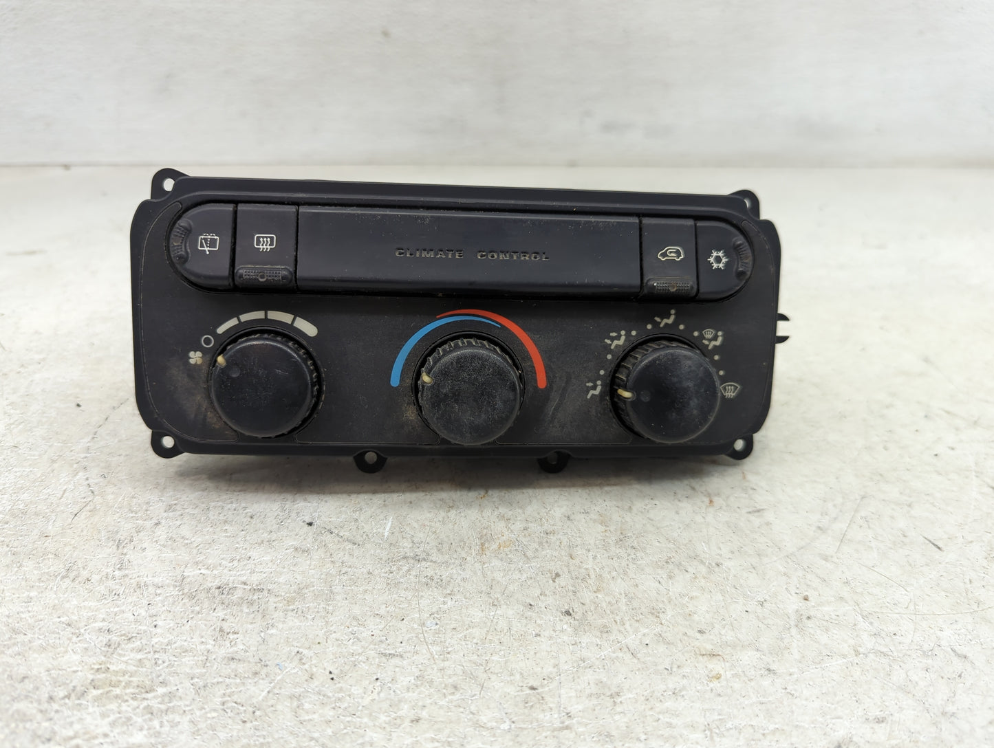 2008-2010 Chrysler 300 Climate Control Module Temperature AC/Heater Replacement P/N:P05134625AB Fits Fits 2008 2009 2010 OEM