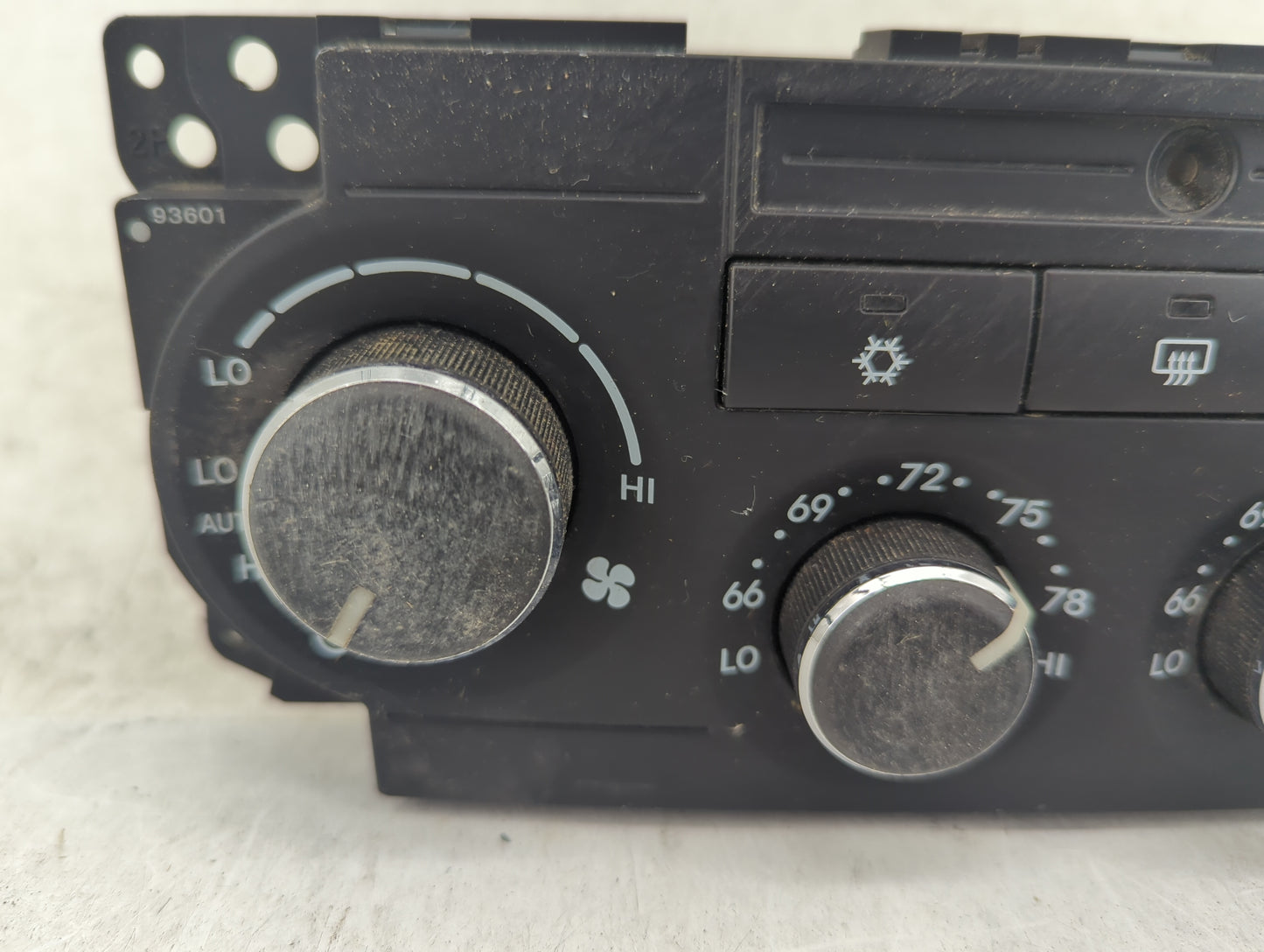 2008-2010 Chrysler 300 Climate Control Module Temperature AC/Heater Replacement P/N:P55111872AD Fits Fits 2008 2009 2010 OEM