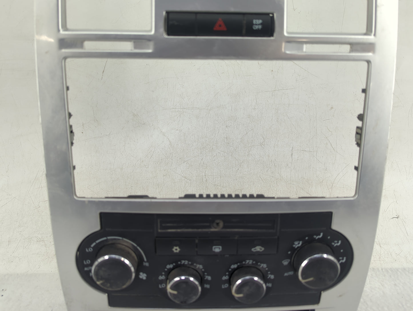 2008-2010 Chrysler 300 Climate Control Module Temperature AC/Heater Replacement P/N:P55111872AD Fits Fits 2008 2009 2010 OEM