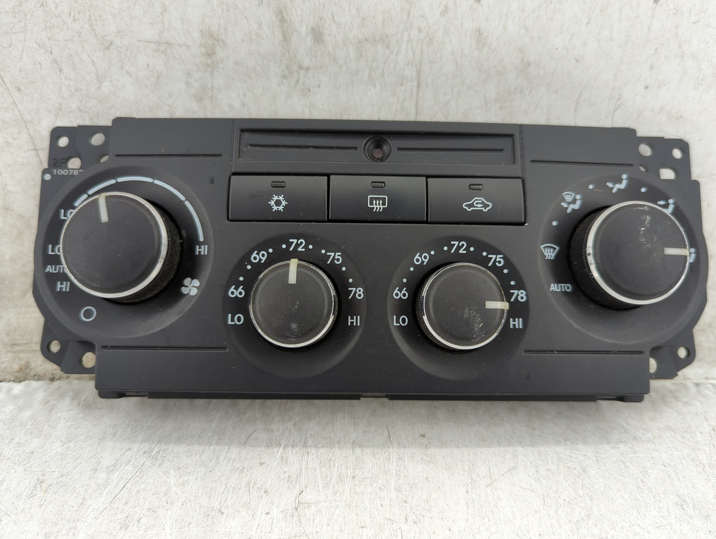 2008-2010 Chrysler 300 Climate Control Module Temperature AC/Heater Replacement P/N:P55111872AD Fits Fits 2008 2009 2010 OEM