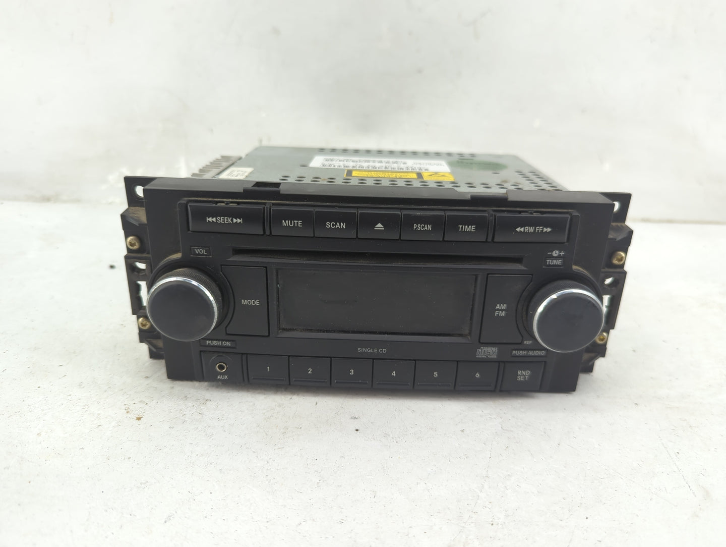 2008-2010 Chrysler 300 Radio AM FM Cd Player Receiver Replacement P/N:P05064171AM Fits Fits 2008 2009 2010 OEM Used Auto Par