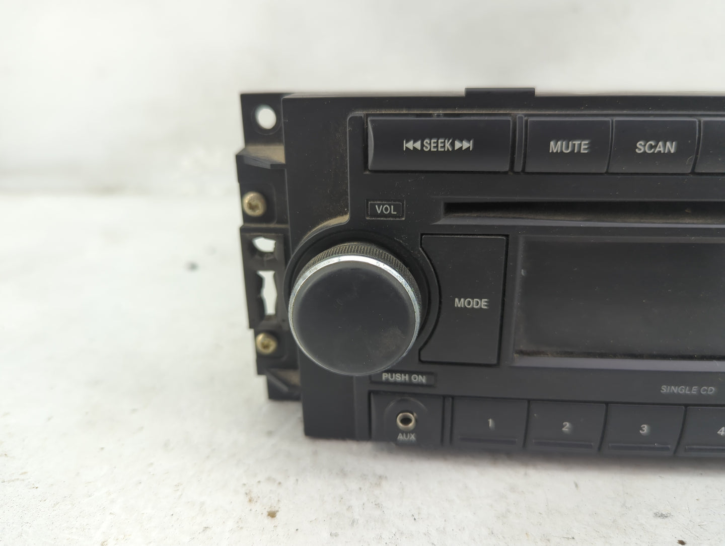 2008-2010 Chrysler 300 Radio AM FM Cd Player Receiver Replacement P/N:P05064171AM Fits Fits 2008 2009 2010 OEM Used Auto Par