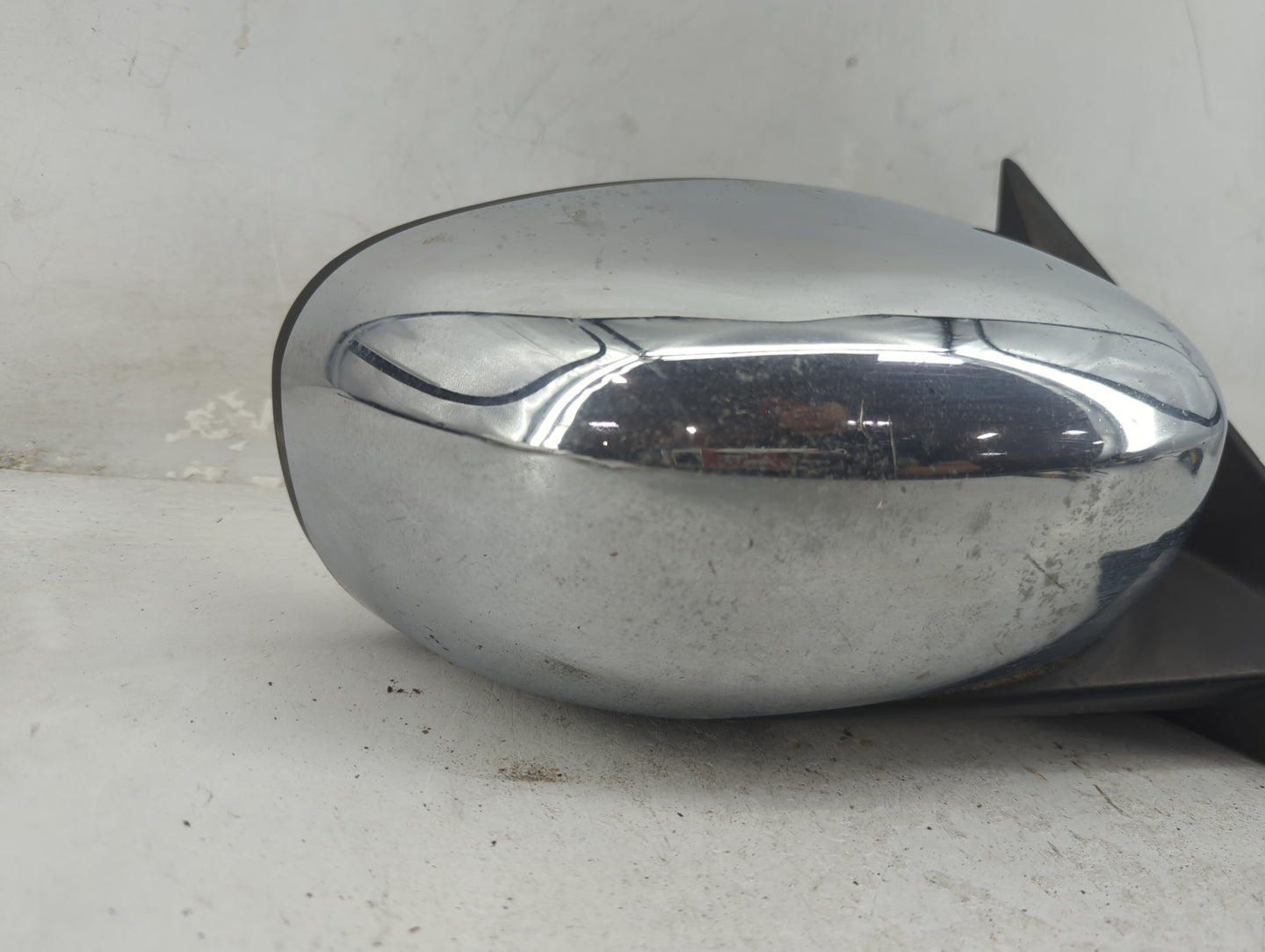 2010 Chrysler 300 Passenger Side View Mirror - Right Door Mirror OEM Used - Oemusedautoparts1.com
