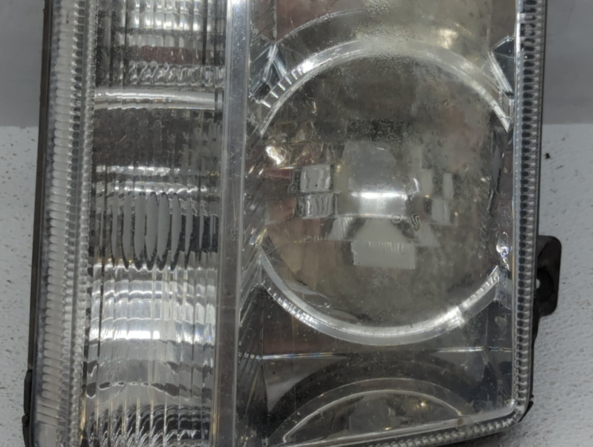 Chrysler 300 Passenger Right Oem Fog Light Lamp 518619 - Oemusedautoparts1.com