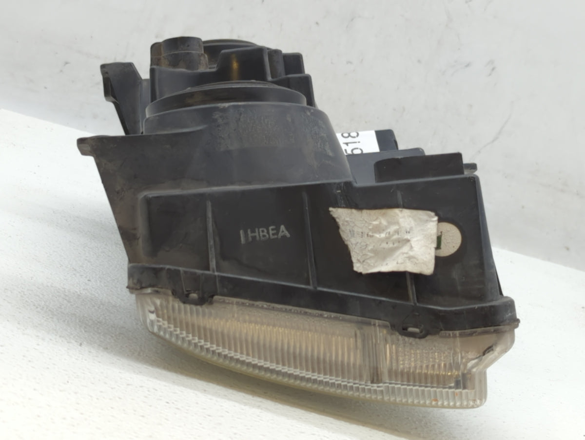Chrysler 300 Passenger Right Oem Fog Light Lamp 518619 - Oemusedautoparts1.com