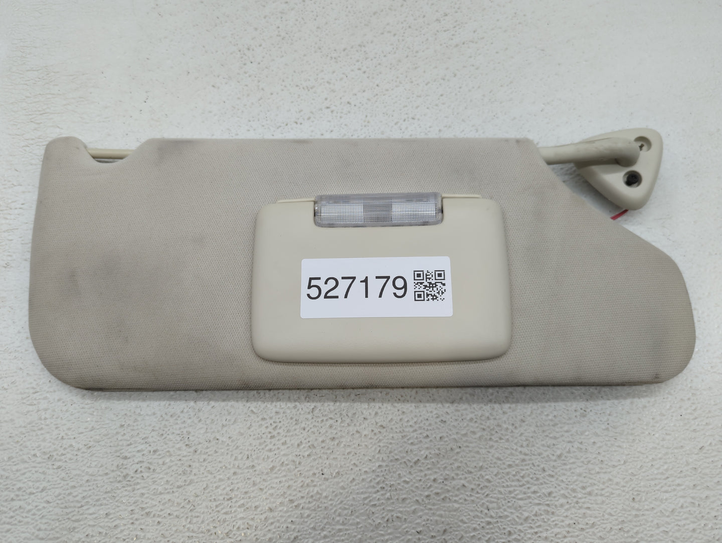 2008-2010 Chrysler 300 Sun Visor Shade Replacement Passenger Right Mirror Fits Fits 2008 2009 2010 OEM Used Auto Parts - Oem