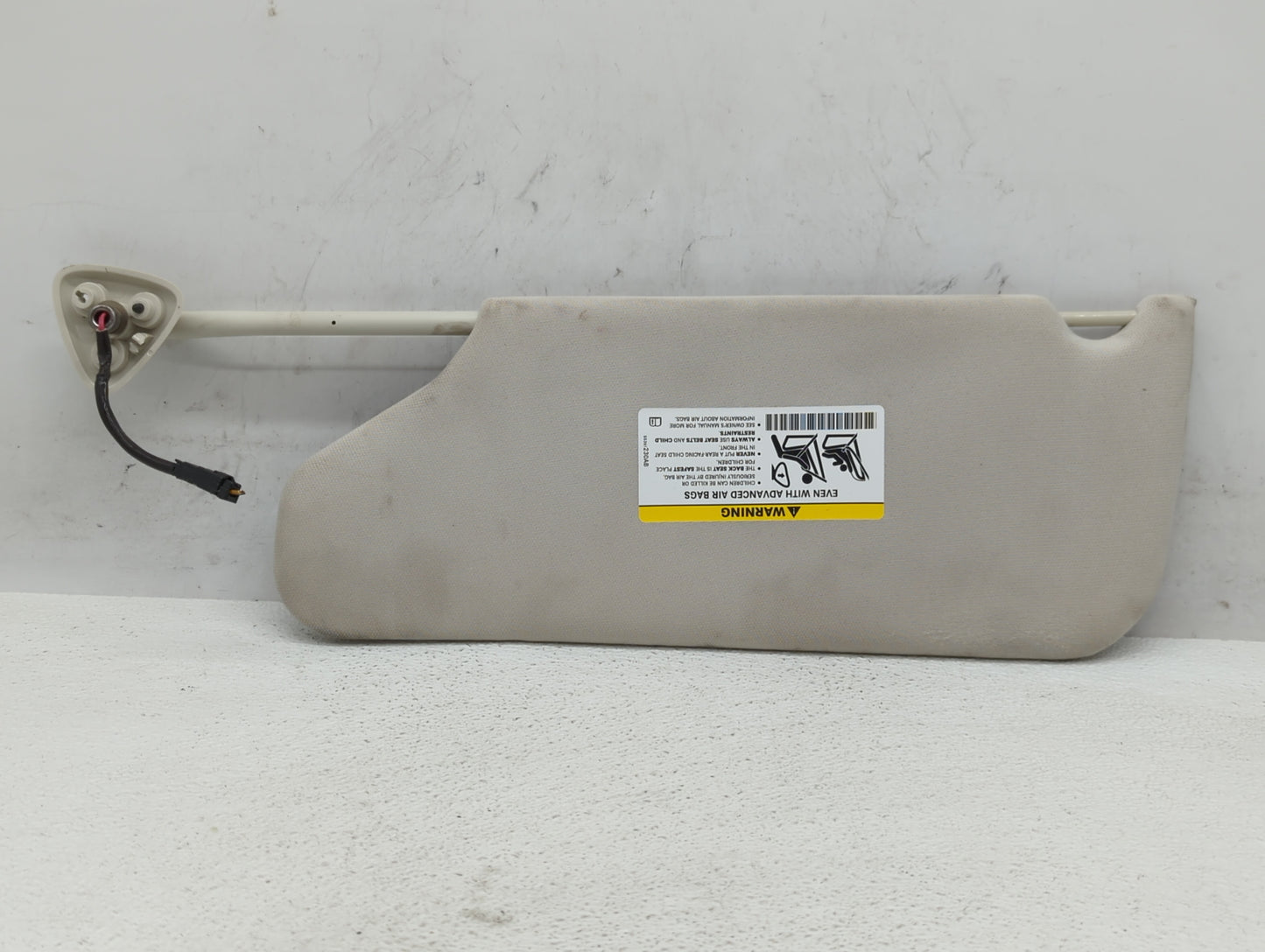 2008-2010 Chrysler 300 Sun Visor Shade Replacement Passenger Right Mirror Fits Fits 2008 2009 2010 OEM Used Auto Parts - Oem