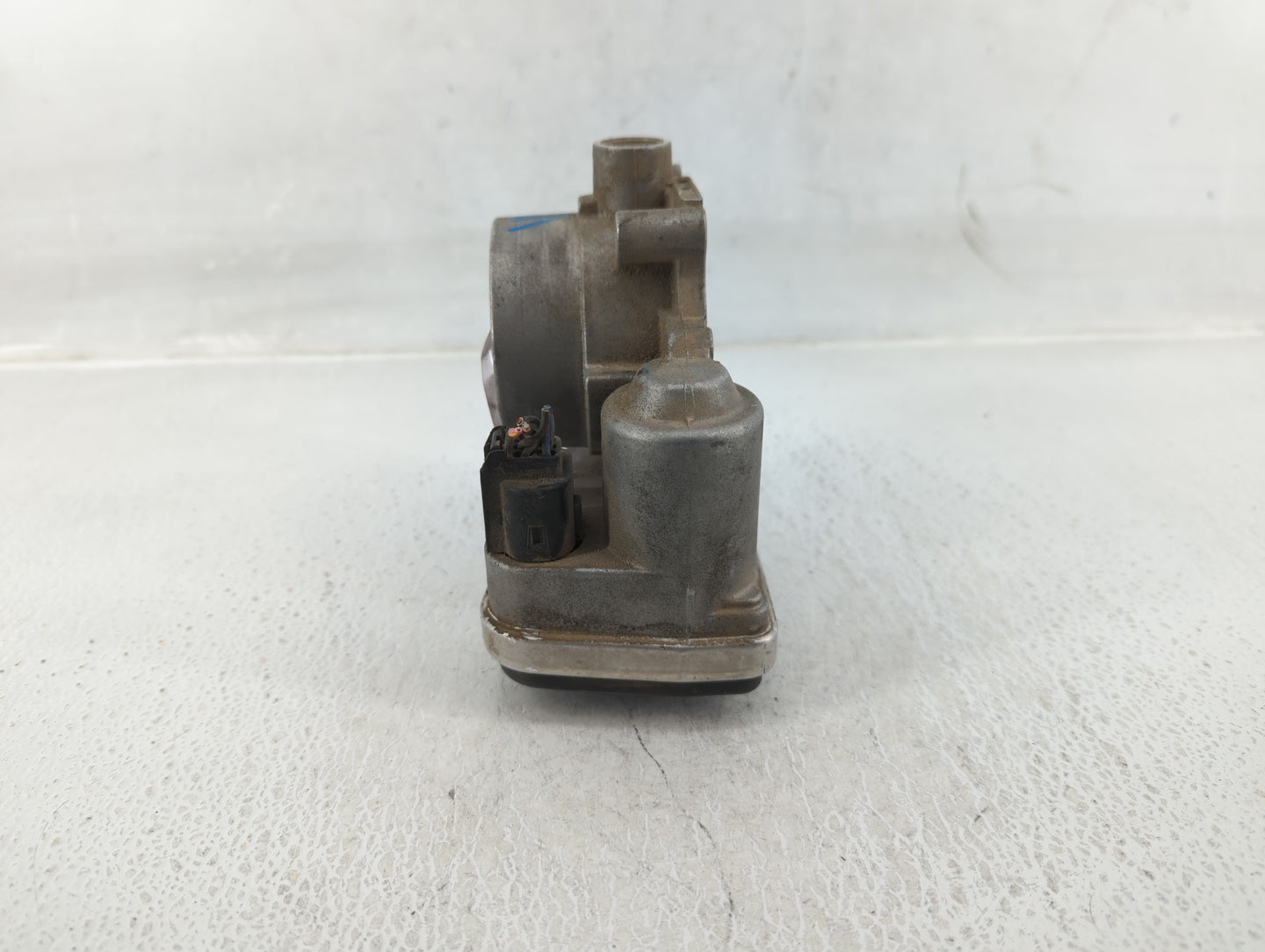 2006-2010 Chrysler 300 Throttle Body P/N:0486 1691 AA Fits Fits 2006 2007 2008 2009 2010 2011 OEM Used Auto Parts - Oemuseda