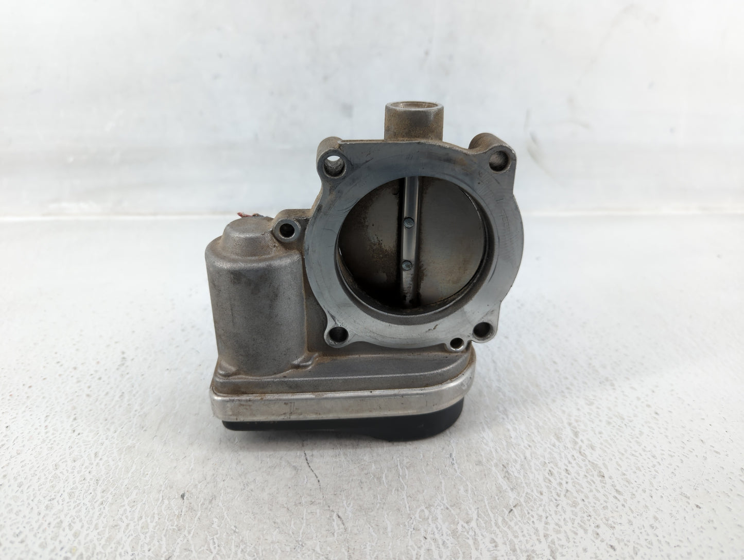 2006-2010 Chrysler 300 Throttle Body P/N:0486 1691 AA Fits Fits 2006 2007 2008 2009 2010 2011 OEM Used Auto Parts - Oemuseda