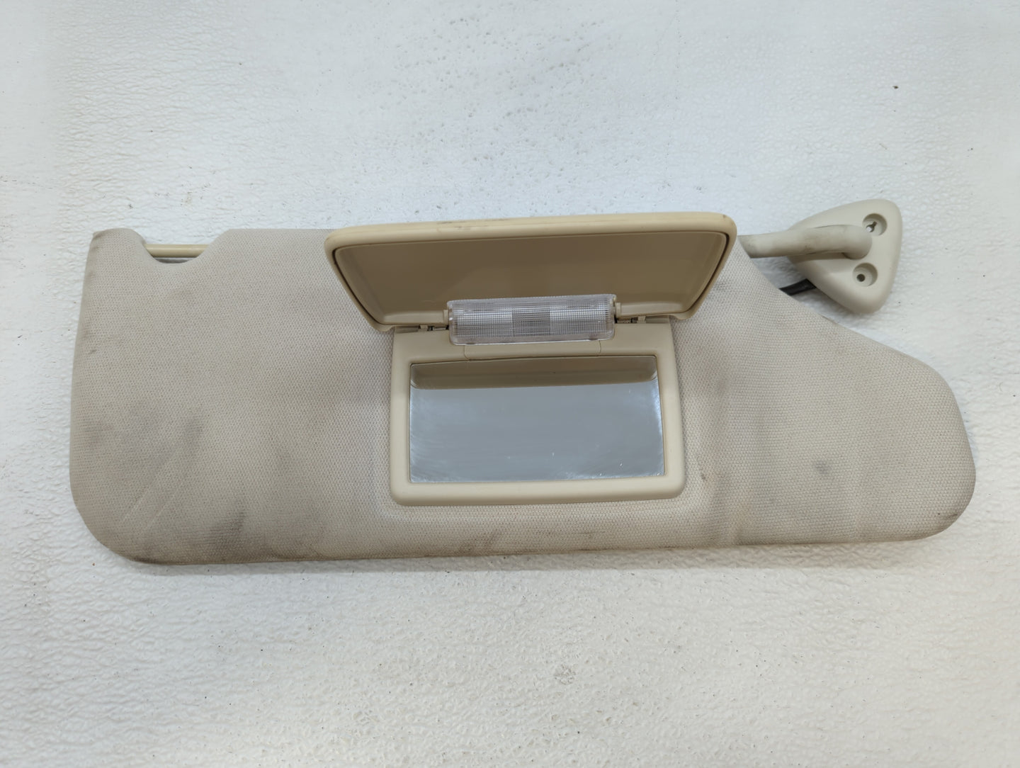 2008-2010 Chrysler 300 Sun Visor Shade Replacement Passenger Right Mirror Fits Fits 2008 2009 2010 OEM Used Auto Parts - Oem