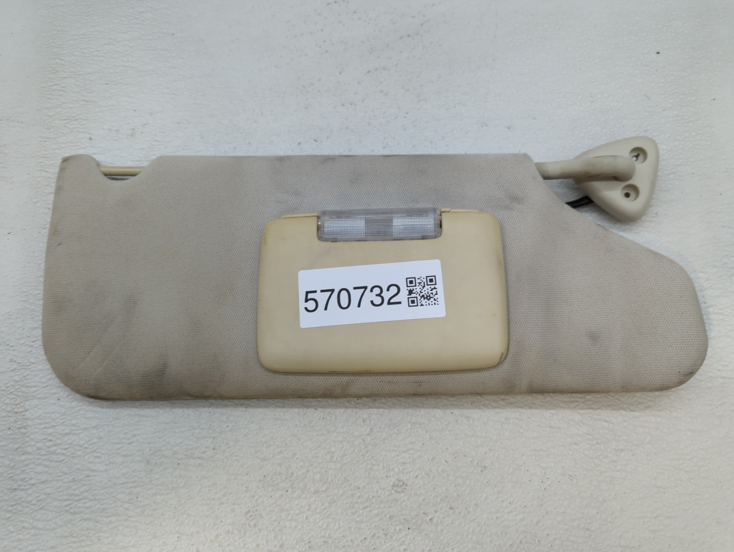 2008-2010 Chrysler 300 Sun Visor Shade Replacement Passenger Right Mirror Fits Fits 2008 2009 2010 OEM Used Auto Parts - Oem