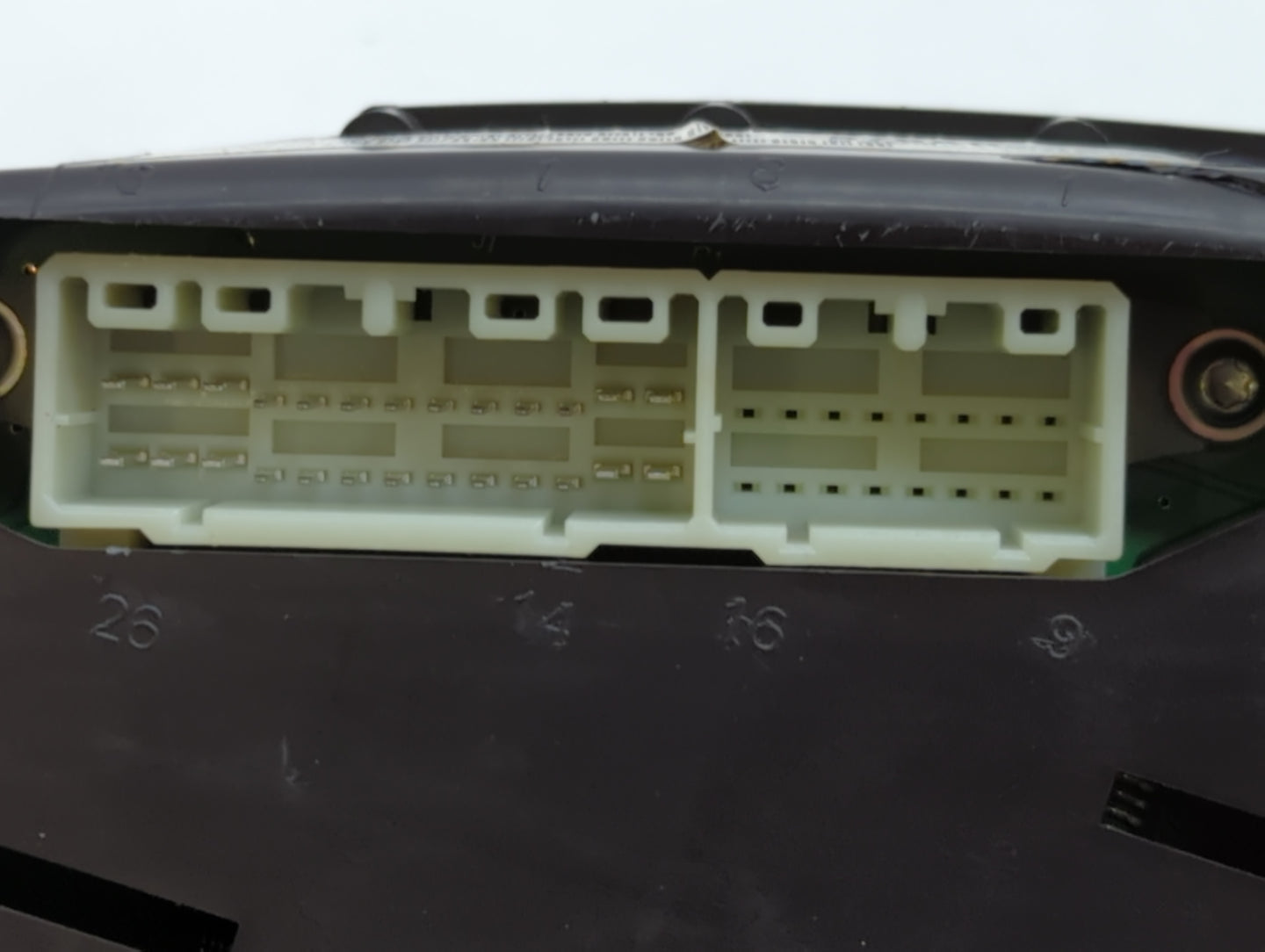 2010 Chrysler 300 Instrument Cluster Speedometer Gauges P/N:P68060576AC Miles: Fits OEM Used Auto Parts - Oemusedautoparts1.