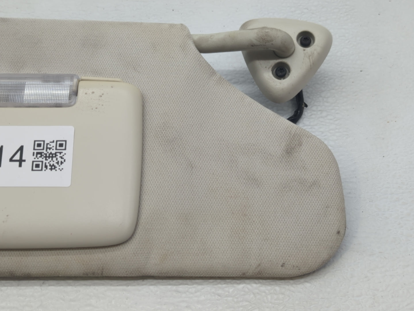 2008-2010 Chrysler 300 Sun Visor Shade Replacement Passenger Right Mirror Fits Fits 2008 2009 2010 OEM Used Auto Parts - Oem