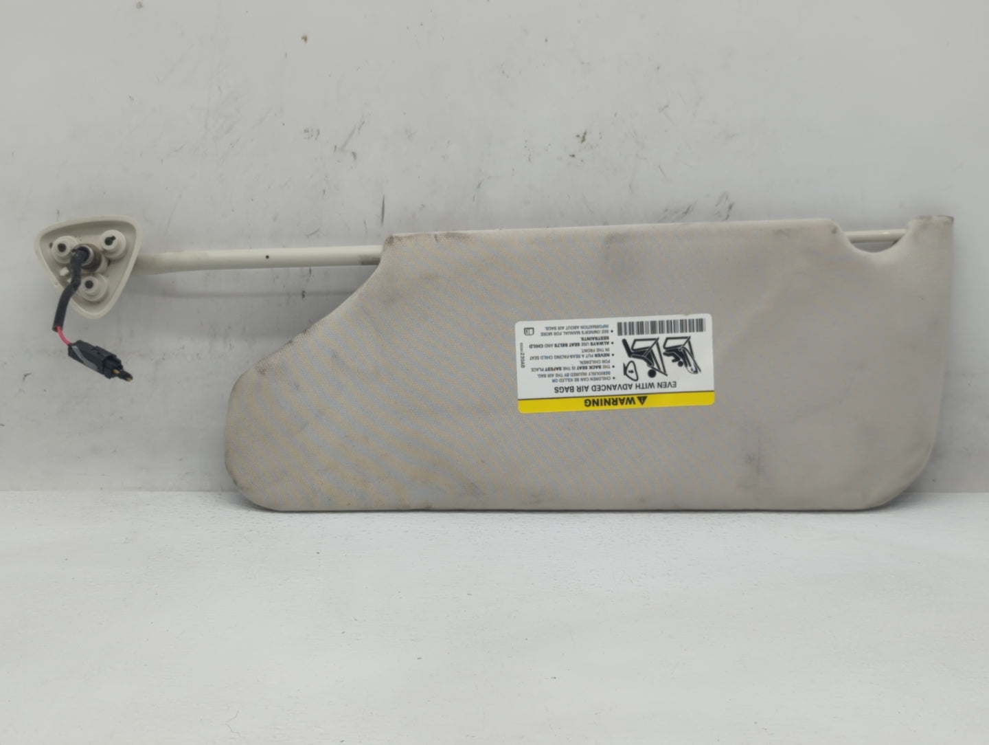 2008-2010 Chrysler 300 Sun Visor Shade Replacement Passenger Right Mirror Fits Fits 2008 2009 2010 OEM Used Auto Parts - Oem