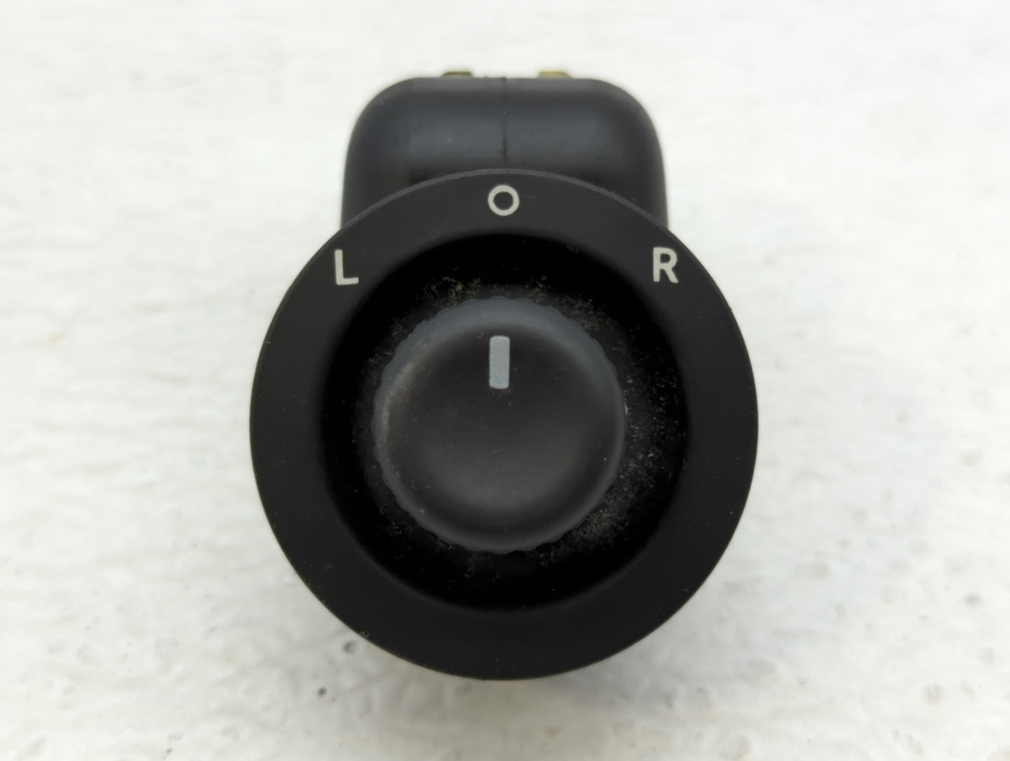 2005-2010 Chrysler 300 Master Power Window Switch Replacement Driver Side Left P/N:04602788AA Fits OEM Used Auto Parts - Oem