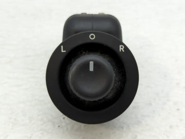 2005-2010 Chrysler 300 Master Power Window Switch Replacement Driver Side Left P/N:04602788AA Fits OEM Used Auto Parts - Oem
