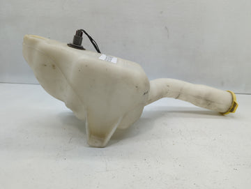 2006-2010 Chrysler 300 Windshield Washer Fluid Reservoir Bottle Oem