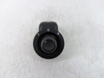 compare product 2006-2010 Chrysler 300 Master Power Window Switch Replacement Driver Side Left P/N:04602788AA Fits OEM Used Auto Parts