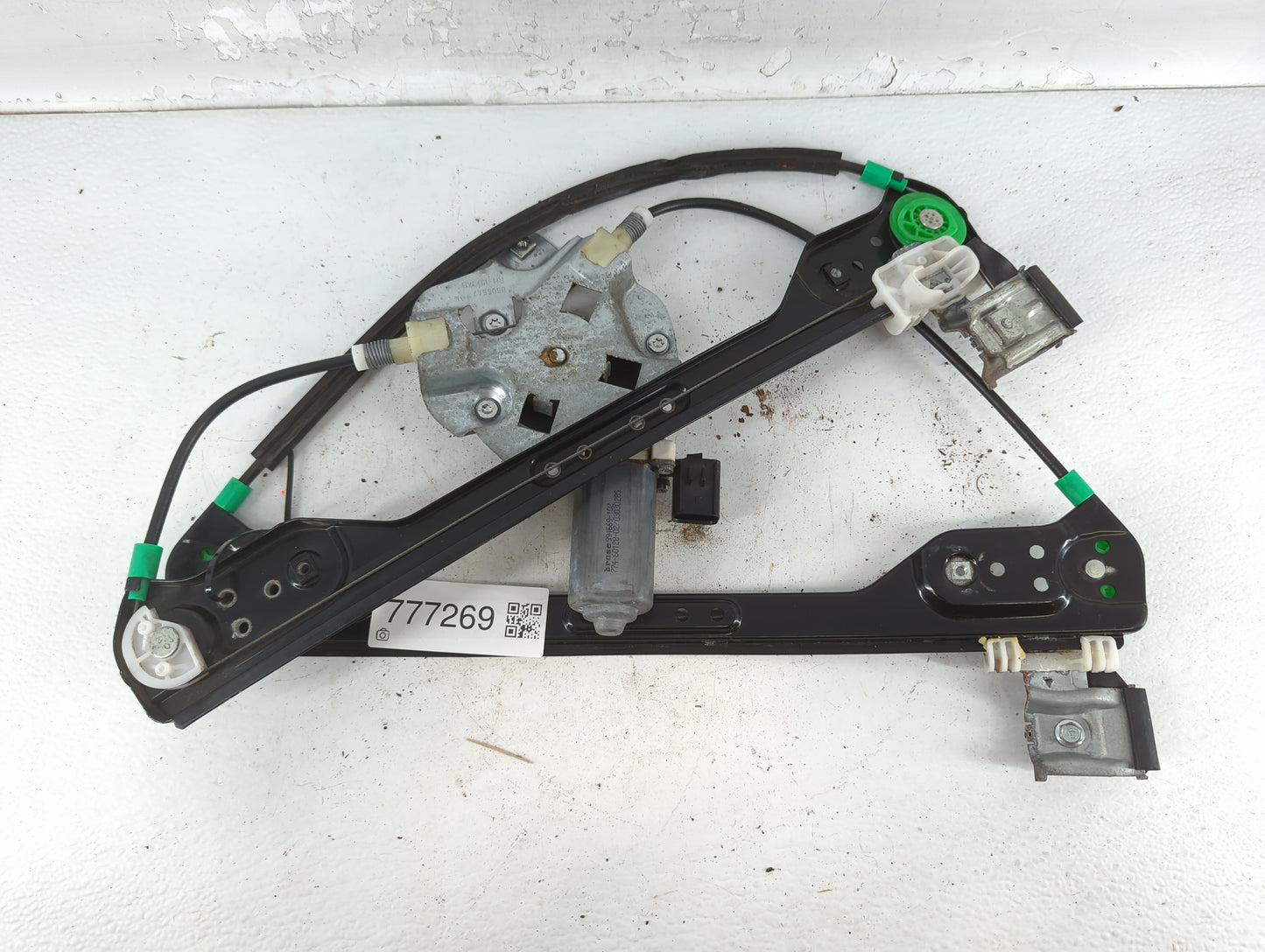 2005-2010 Chrysler 300 Used Window Regulator Passenger Front - Oemusedautoparts1.com