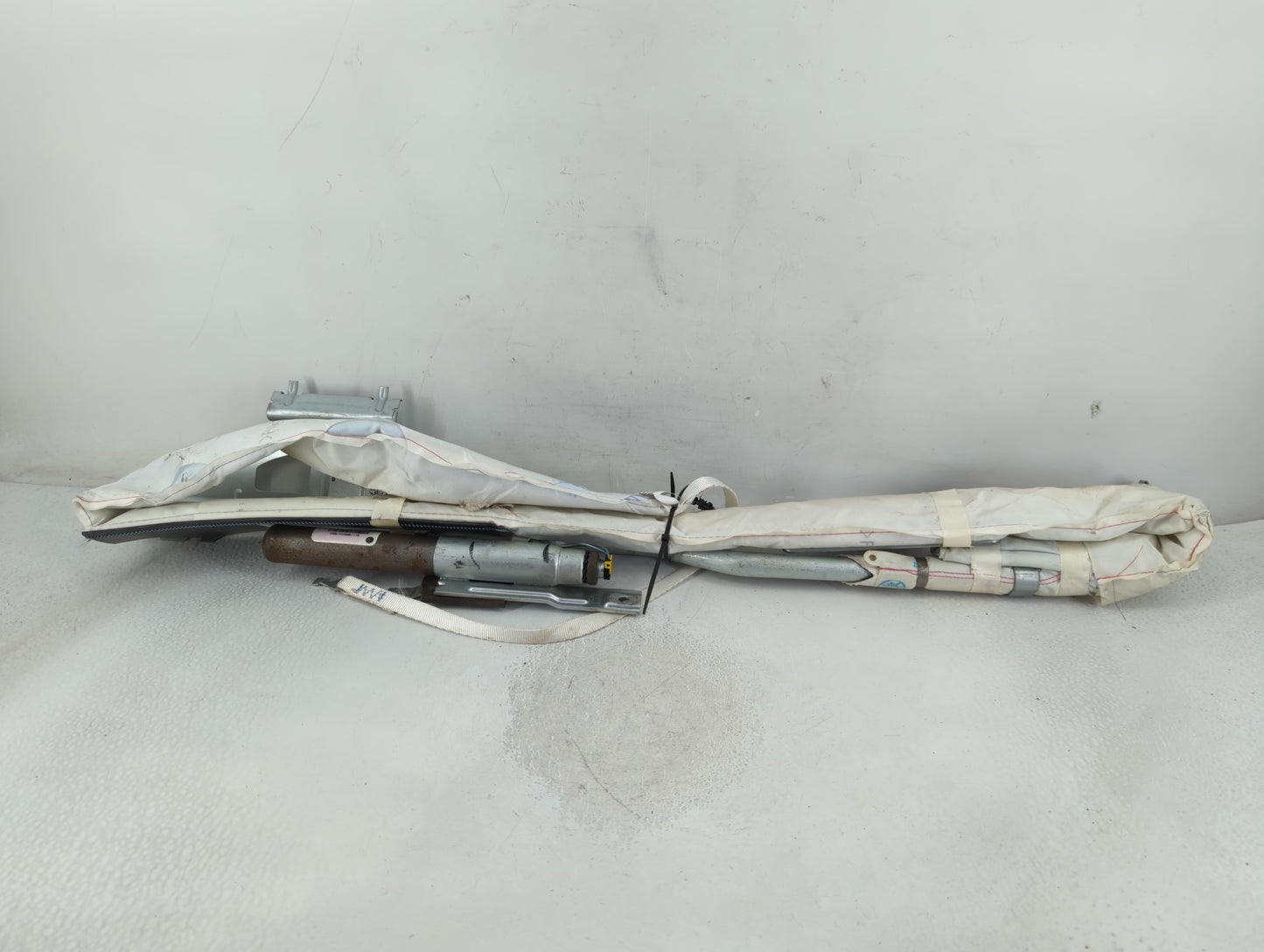2010-2010 Chrysler 300 Driver Curtain Air Bag Oem - Oemusedautoparts1.com