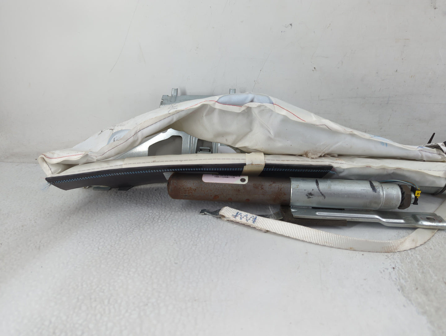 2010-2010 Chrysler 300 Driver Curtain Air Bag Oem - Oemusedautoparts1.com