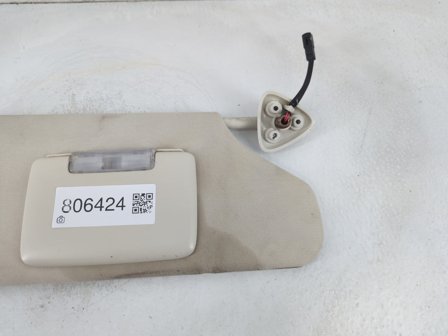 2008-2010 Chrysler 300 Sun Visor Shade Replacement Passenger Right Mirror Fits Fits 2008 2009 2010 OEM Used Auto Parts - Oem