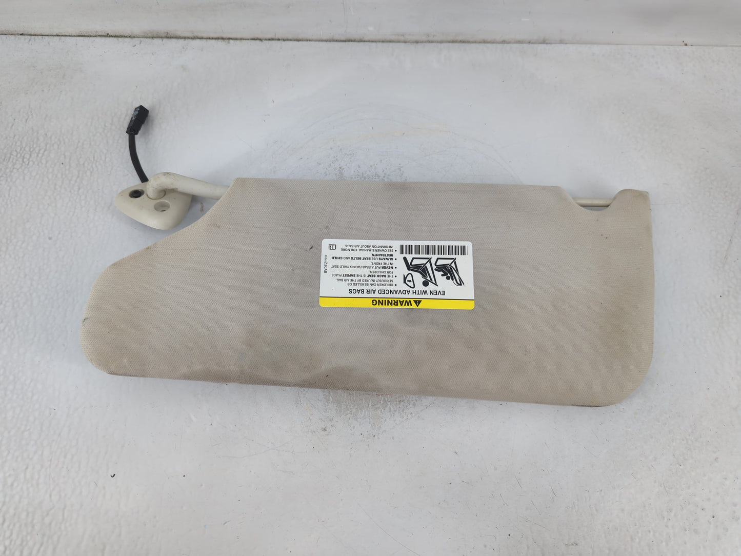 2008-2010 Chrysler 300 Sun Visor Shade Replacement Passenger Right Mirror Fits Fits 2008 2009 2010 OEM Used Auto Parts - Oem