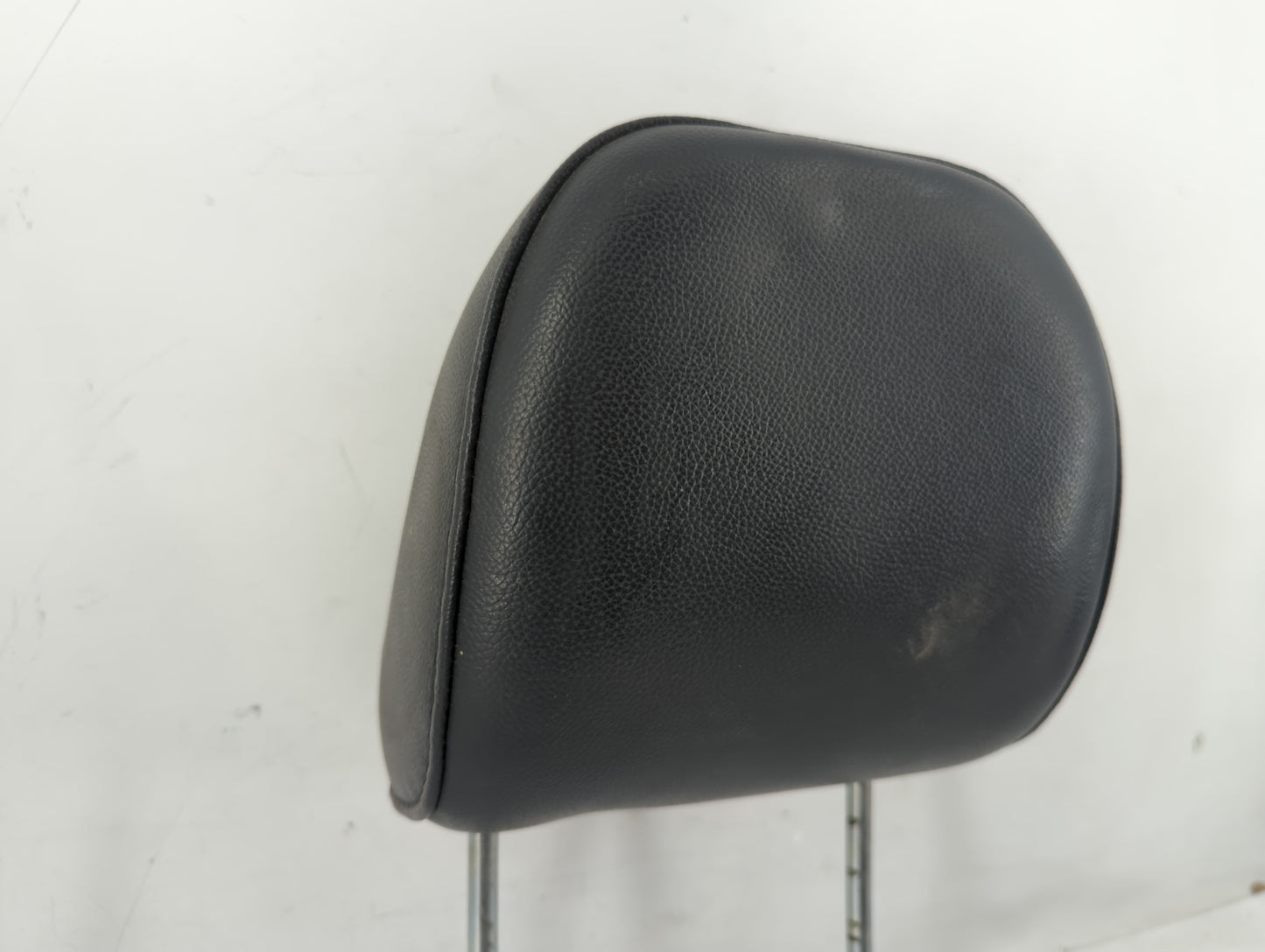 2008-2010 Chrysler 300 Headrest Head Rest Front Driver Passenger Seat Fits Fits 2008 2009 2010 OEM Used Auto Parts - Oemused
