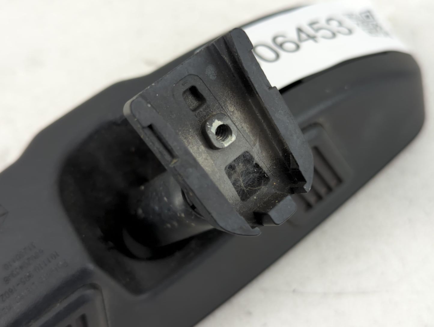 2005-2010 Chrysler 300 Interior Rear View Mirror Replacement OEM P/N:E11026130 Fits OEM Used Auto Parts - Oemusedautoparts1.