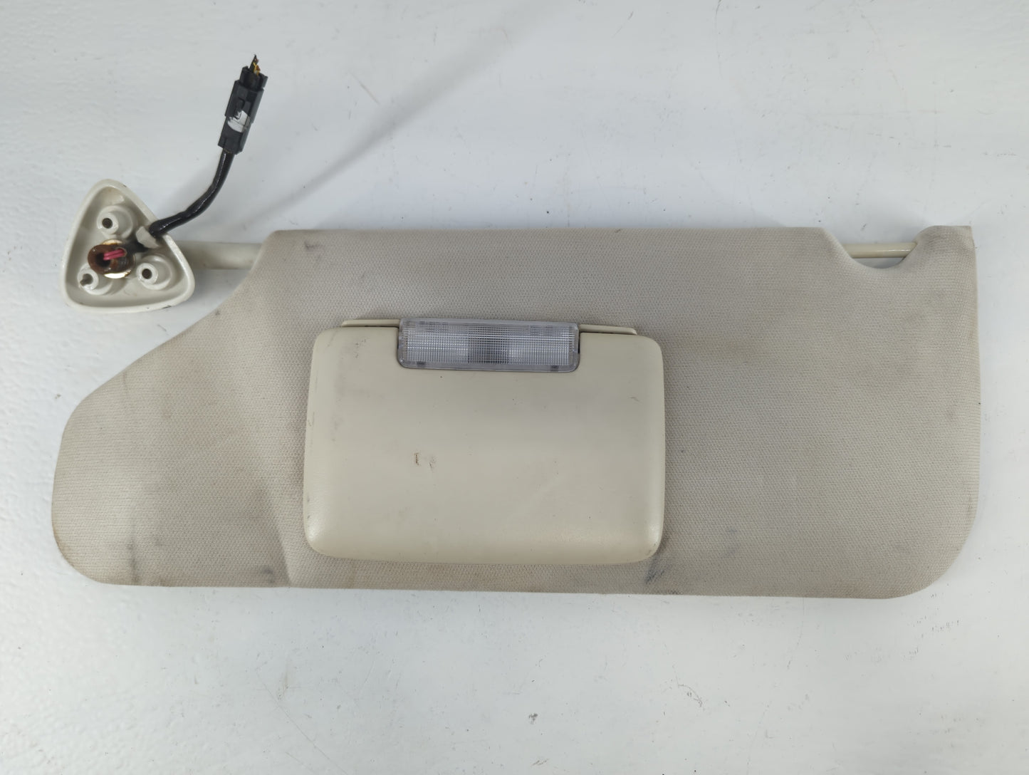 2008-2010 Chrysler 300 Sun Visor Shade Replacement Driver Left Mirror Fits Fits 2008 2009 2010 OEM Used Auto Parts - Oemused