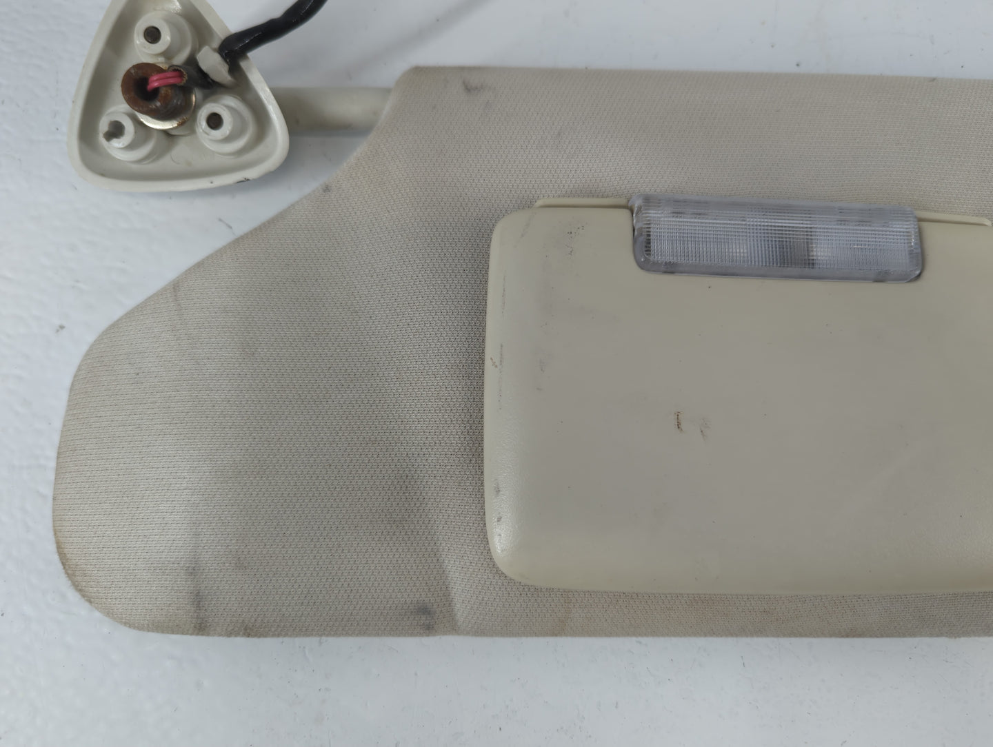 2008-2010 Chrysler 300 Sun Visor Shade Replacement Driver Left Mirror Fits Fits 2008 2009 2010 OEM Used Auto Parts - Oemused