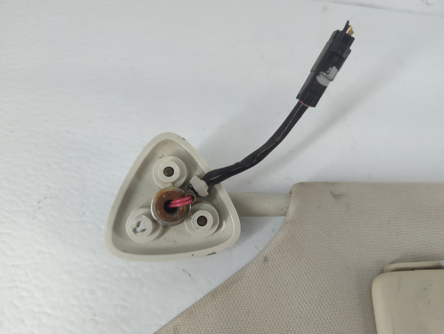 2008-2010 Chrysler 300 Sun Visor Shade Replacement Driver Left Mirror Fits Fits 2008 2009 2010 OEM Used Auto Parts - Oemused