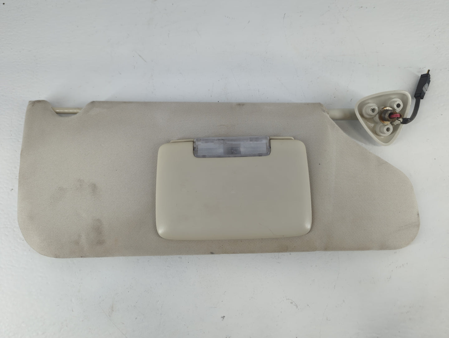 2008-2010 Chrysler 300 Sun Visor Shade Replacement Passenger Right Mirror Fits Fits 2008 2009 2010 OEM Used Auto Parts - Oem
