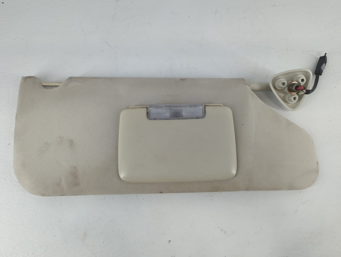 2008-2010 Chrysler 300 Sun Visor Shade Replacement Passenger Right Mirror Fits Fits 2008 2009 2010 OEM Used Auto Parts - Oem